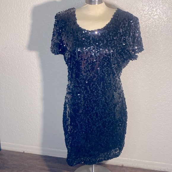 ADORE BLACK SEXY SEQUENCE DRESS - Picture 1 of 14